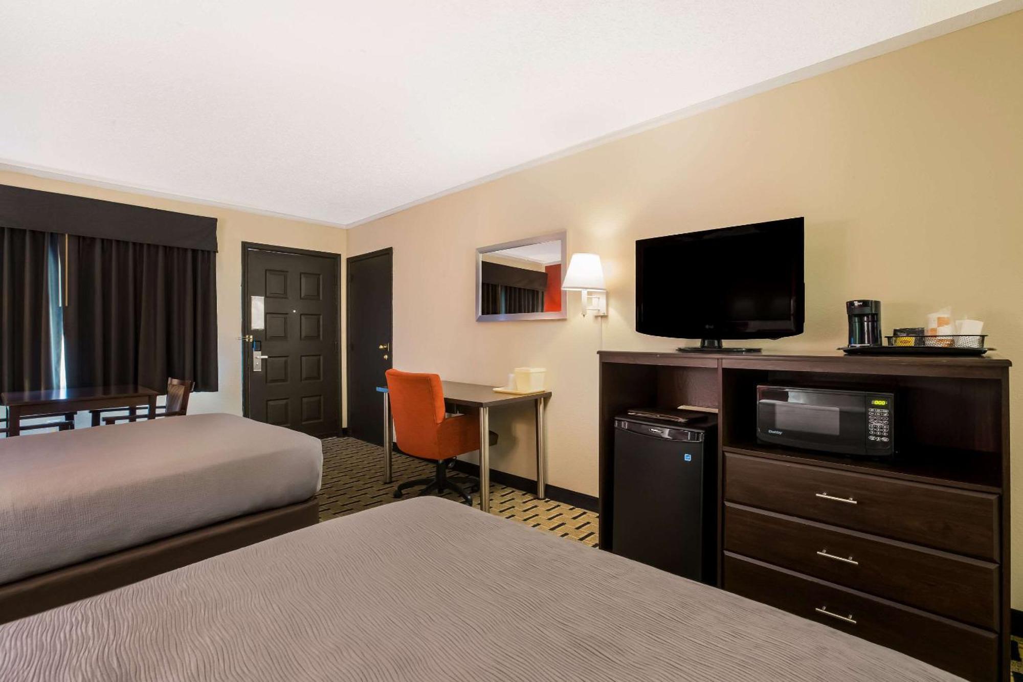 Quality Inn & Suites Millville Eksteriør billede
