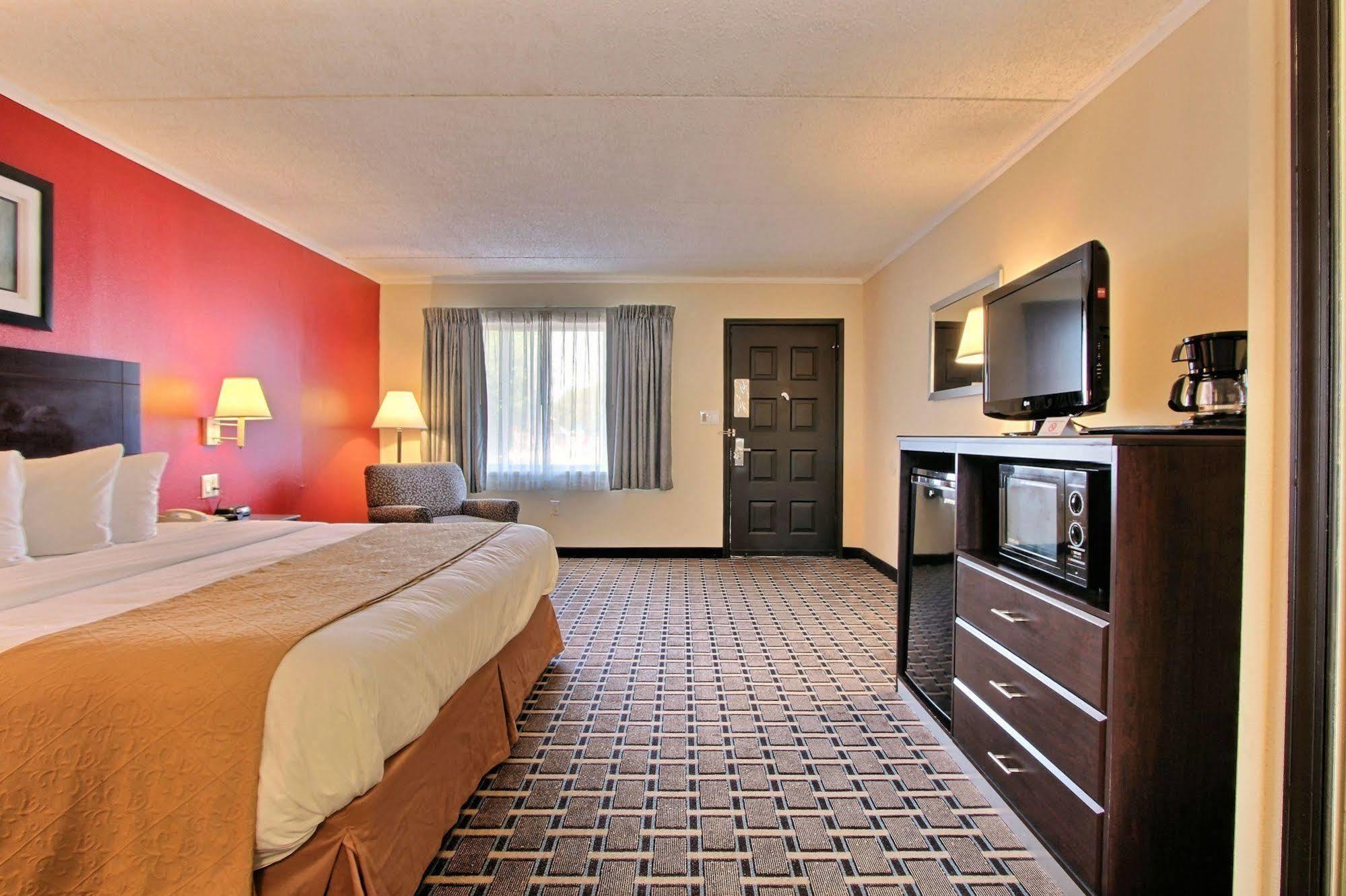 Quality Inn & Suites Millville Eksteriør billede