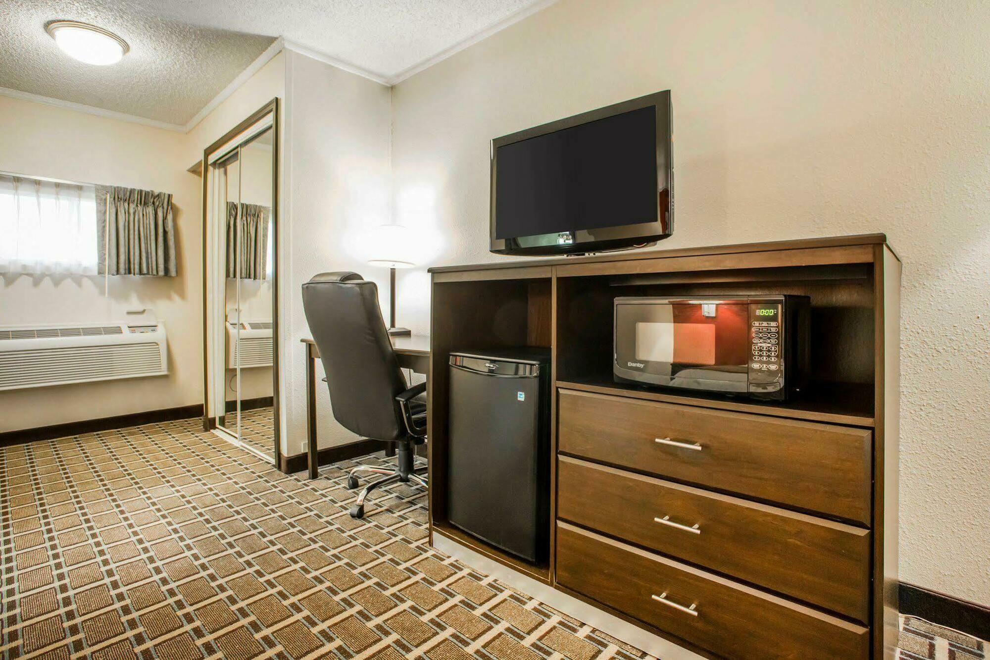 Quality Inn & Suites Millville Eksteriør billede